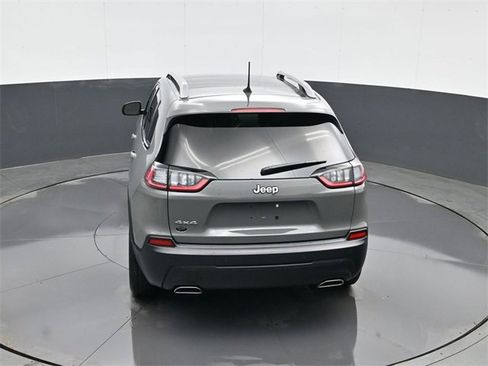 Used 2020 Jeep Cherokee Latitude Lux w/ Comfort/Convenience Group image 18