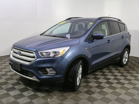 Used 2018 Ford Escape SE image 5