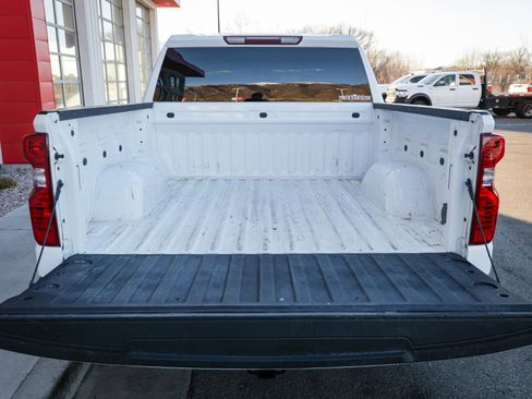 Used 2023 Chevrolet Silverado 1500 LT w/ Work Truck Package AWD/4WD image 5