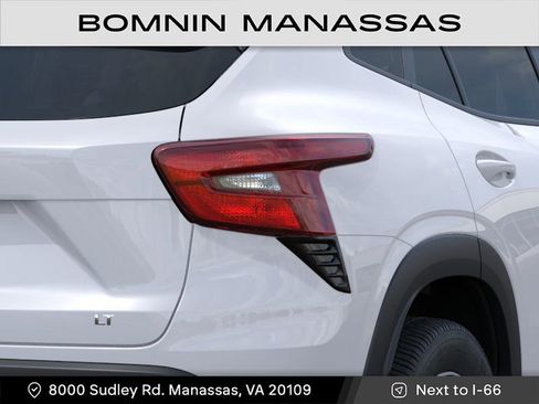 New 2026 Chevrolet Trax LT FWD image 11