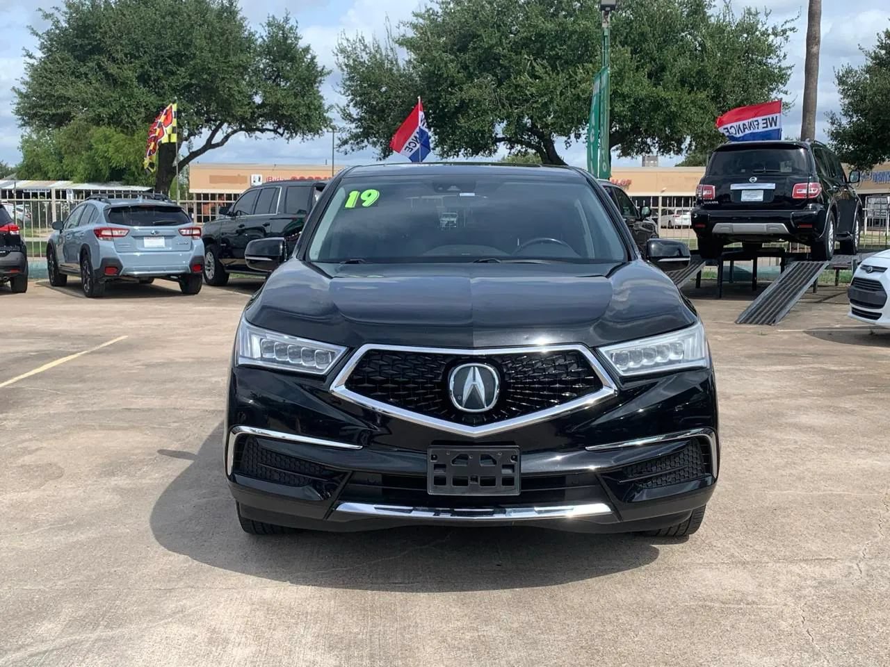Used 2019 Acura MDX w/ Technology Package FWD image 2