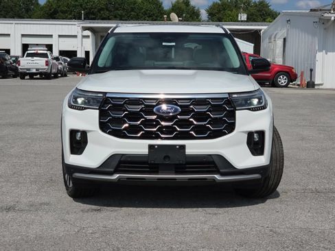 New 2026 Ford Explorer Platinum w/ LUX Leather Package AWD/4WD image 2