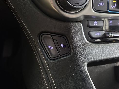 Used 2018 Chevrolet Tahoe LT AWD/4WD image 16