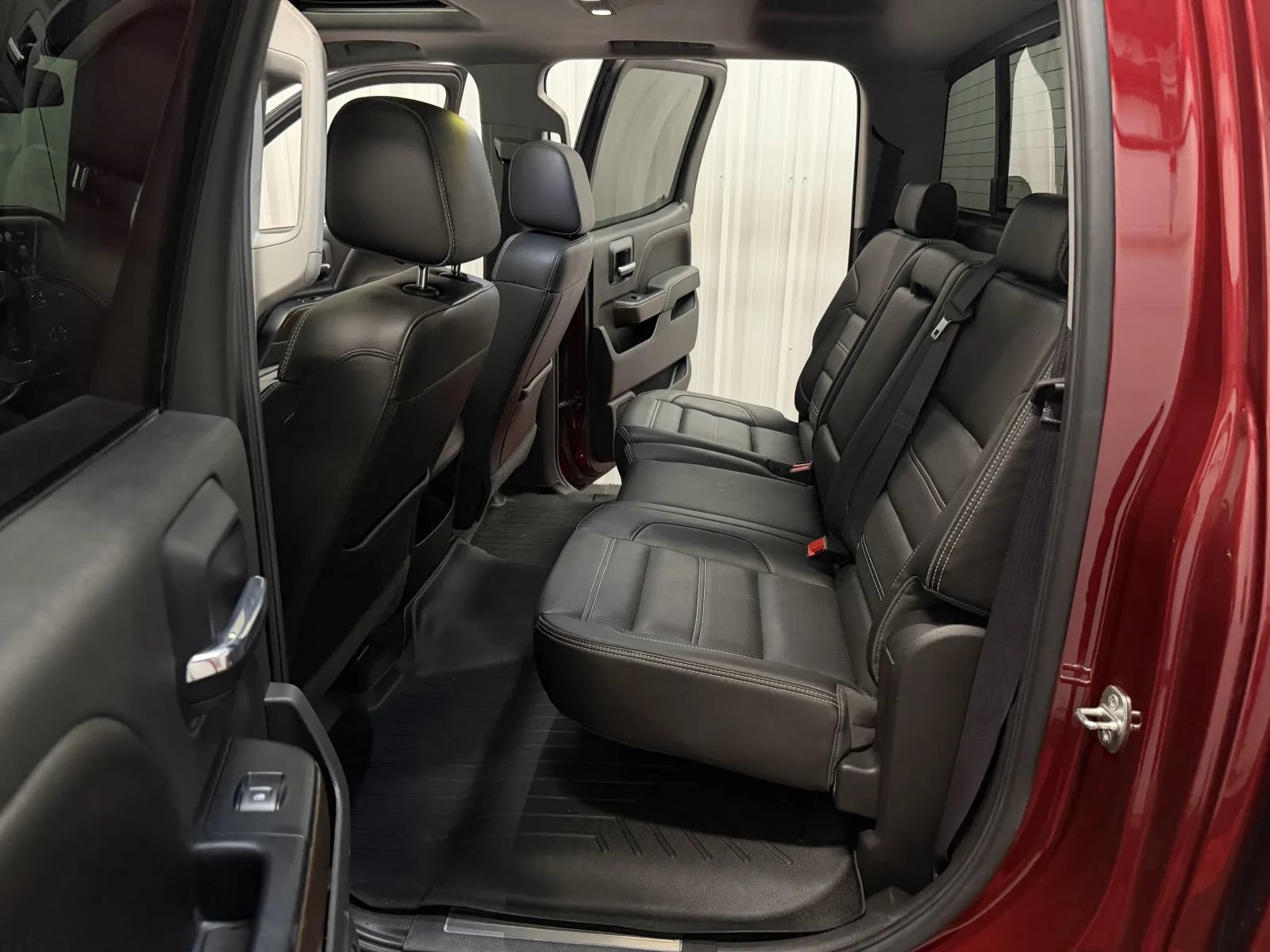 Used 2017 GMC Sierra 1500 Denali AWD/4WD image 38
