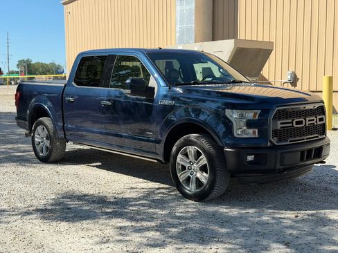 Used 2016 Ford F150 Platinum w/ Equipment Group 701A Luxury AWD/4WD image 3