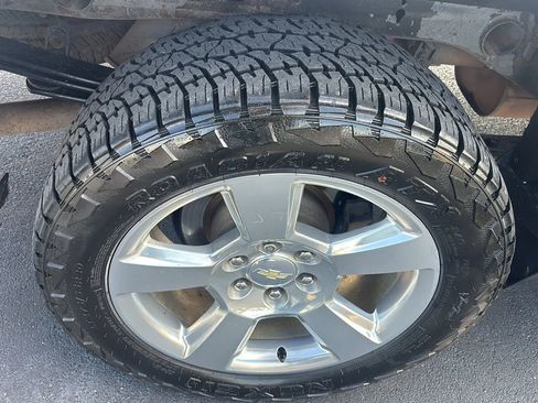 Used 2018 Chevrolet Silverado 1500 LT w/ Texas Edition AWD/4WD image 32