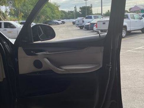 Used 2015 BMW X6 xDrive35i image 18