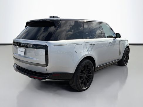 New 2025 Land Rover Range Rover SE image 5