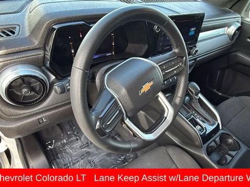Used 2023 Chevrolet Colorado LT image 10