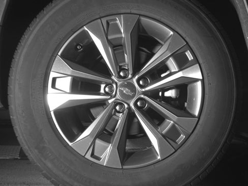Used 2025 Chevrolet Equinox LT FWD image 15