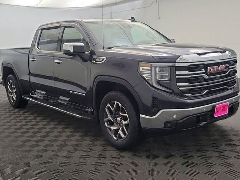 Used 2024 GMC Sierra 1500 SLT w/ SLT Premium Plus Package image 7