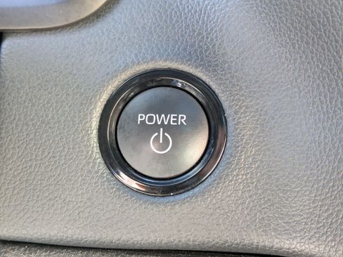 Used 2025 Toyota Sequoia SR5 AWD/4WD image 23