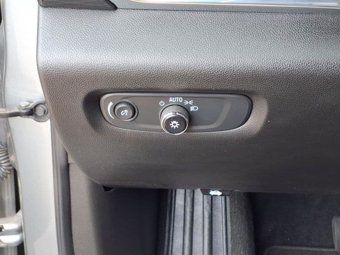 Used 2023 Chevrolet Traverse High Country w/ LPO, Cargo Package FWD image 22
