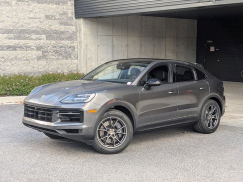 Certified 2026 Porsche Cayenne Coupe AWD/4WD image 1
