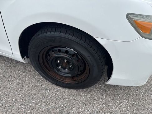 Used 2010 Toyota Camry FWD image 20