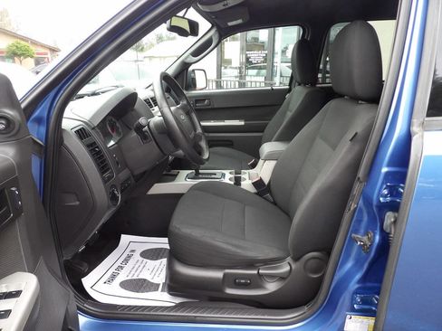 Used 2009 Ford Escape XLT image 8