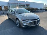 Used 2022 Chevrolet Malibu LT image 3