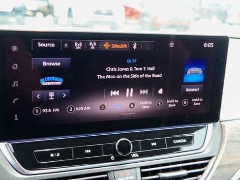 New 2026 Nissan Altima 2.5 SV FWD image 3