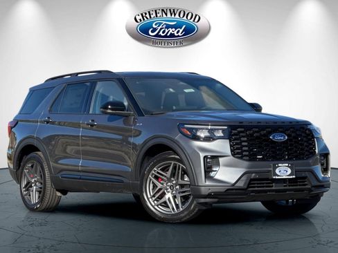 New 2026 Ford Explorer ST-Line w/ ST-Line Street Pack AWD/4WD image 1
