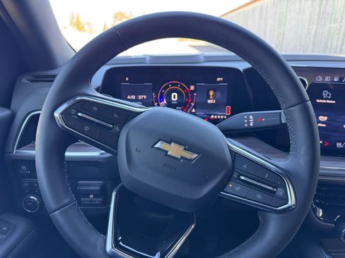 Used 2025 Chevrolet Tahoe Premier w/ Sun And Tow Package image 11