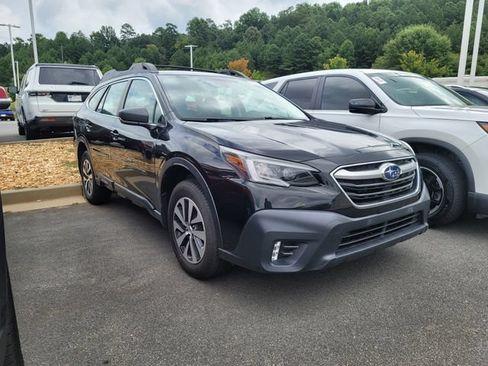 Used 2022 Subaru Outback AWD/4WD image 3