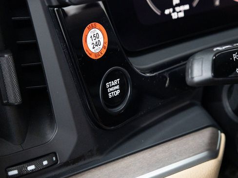 New 2026 Porsche Cayenne S image 17