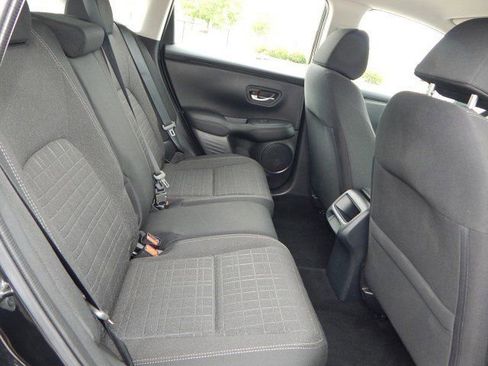 Used 2024 Honda HR-V LX image 17