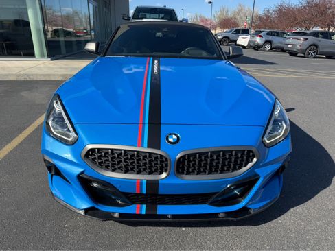 Used 2021 BMW Z4 M40i w/ Executive Package image 41