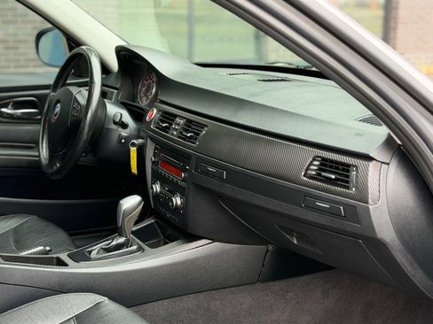 Used 2011 BMW 328i xDrive Sedan image 9