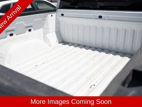 Used 2022 Chevrolet Silverado 1500 Custom w/ Safety Confidence Package RWD image 11