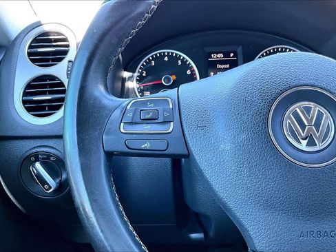 Used 2016 Volkswagen Tiguan S FWD image 24