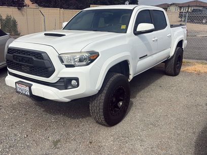 Used 2018 Toyota Tacoma TRD Sport w/ Technology Package