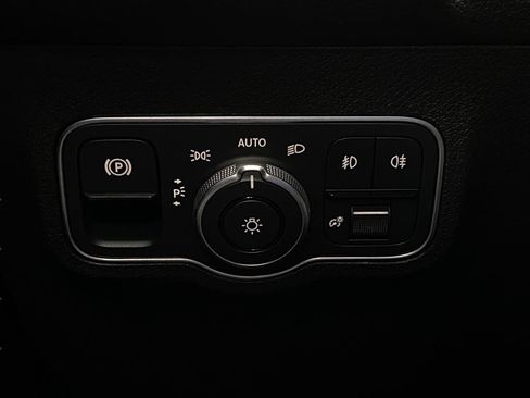 Certified 2026 Mercedes-Benz GLB 250 4MATIC image 45