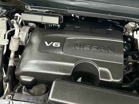 Used 2020 Nissan Pathfinder SV image 45