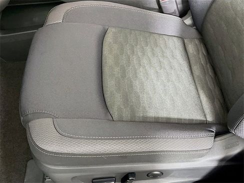 New 2026 Nissan Pathfinder SV image 18