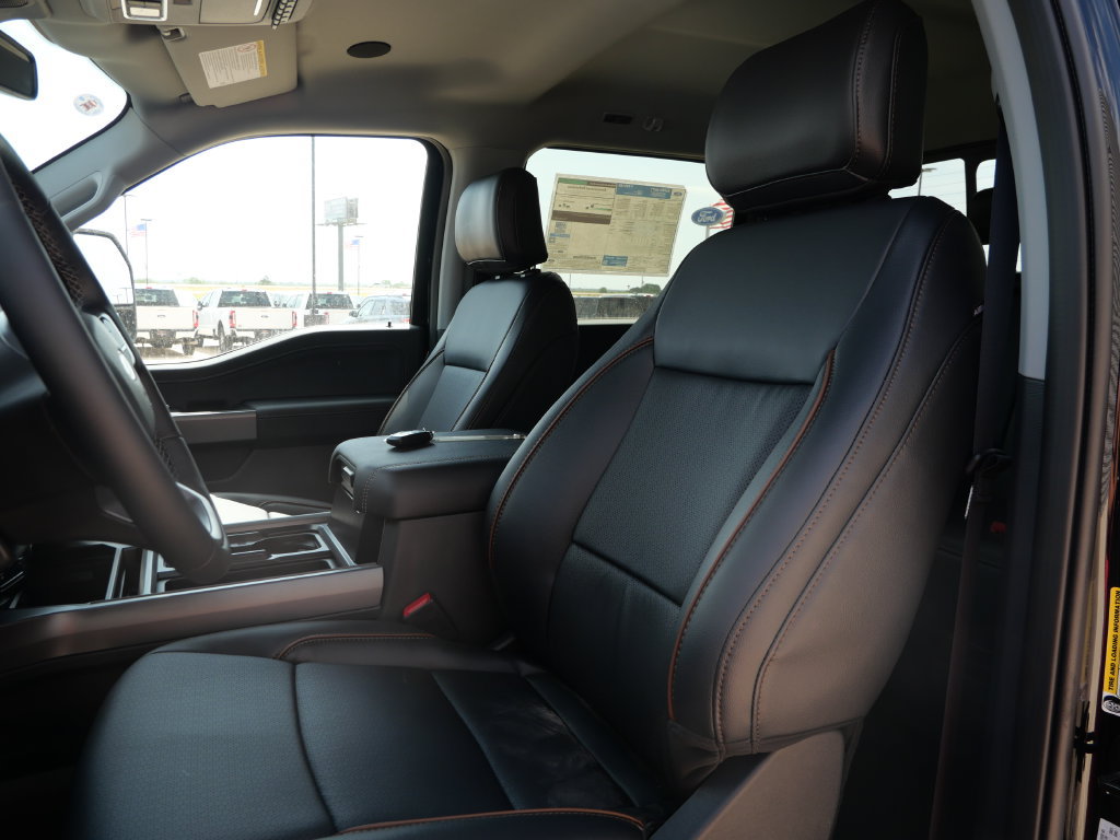 New 2026 Ford F350 Lariat w/ Black Appearance Package AWD/4WD image 19