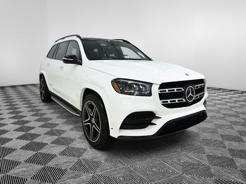 Certified 2023 Mercedes-Benz GLS 450 4MATIC image 7
