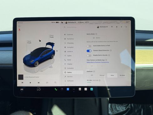 Used 2022 Tesla Model 3 Standard Range image 48