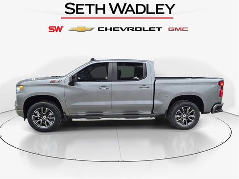 Used 2024 Chevrolet Silverado 1500 RST w/ Z71 Off-Road Package image 4