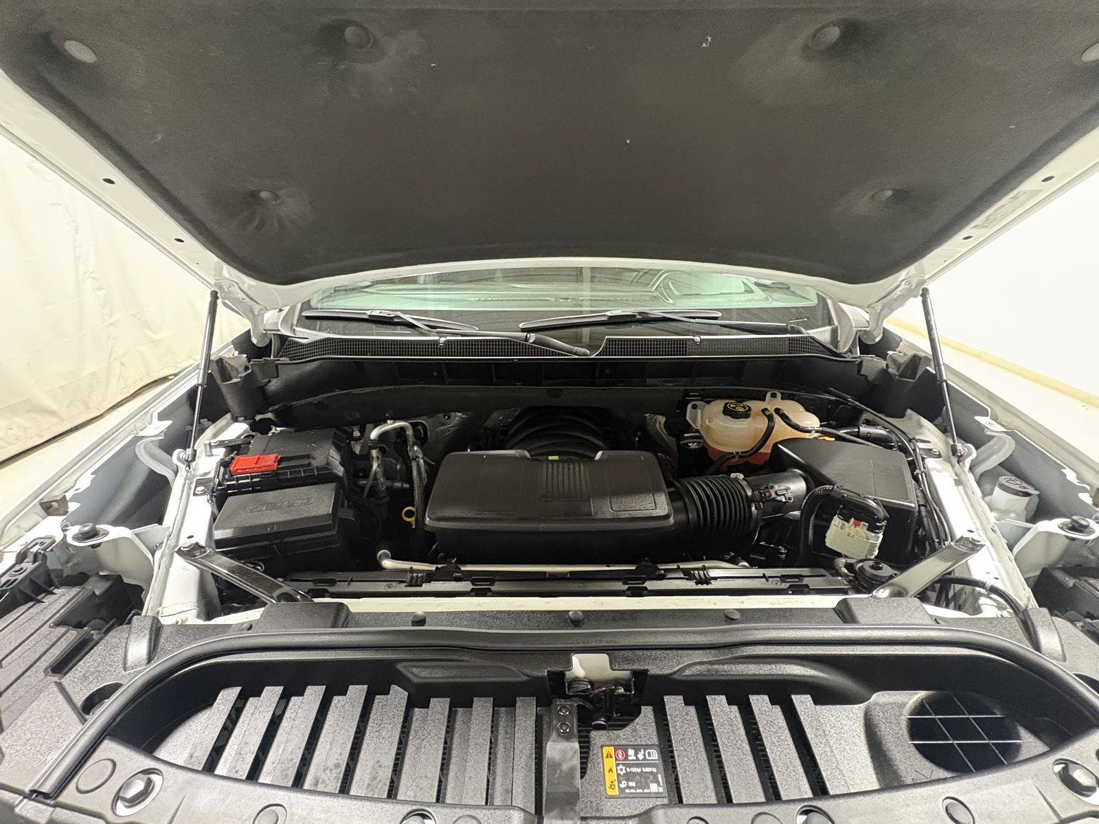 Used 2023 Chevrolet Silverado 1500 RST AWD/4WD image 28