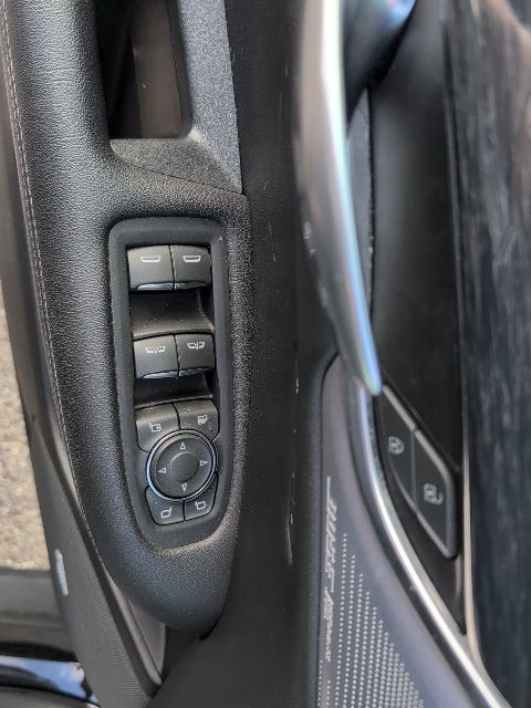 Used 2023 Cadillac XT5 Premium Luxury AWD/4WD image 14