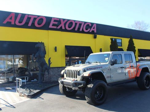 Used 2022 Jeep Gladiator Mojave w/ LED Lighting Group image 29