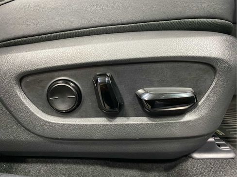 Used 2024 Lexus RX 350 Premium w/ Accessory Package (Z1) image 33