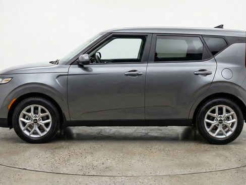 Used 2025 Kia Soul LX w/ LX Technology Package image 5