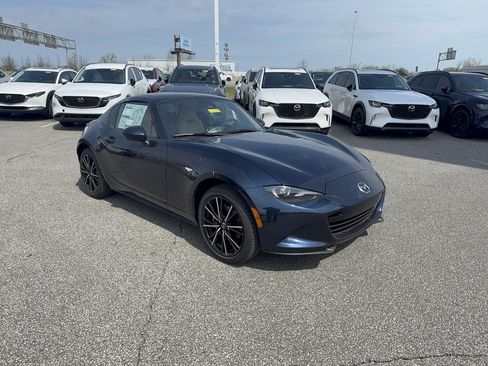 New 2026 MAZDA MX-5 Miata RF Grand Touring w/ Weather Package RWD image 3