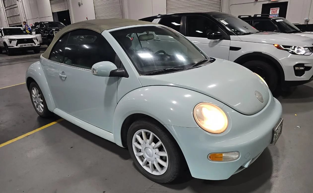 Used 2005 Volkswagen Beetle Dark Flint Edition FWD image 1