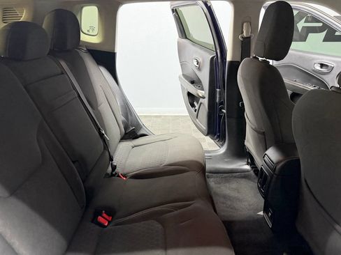 Used 2018 Jeep Compass Sport FWD image 44