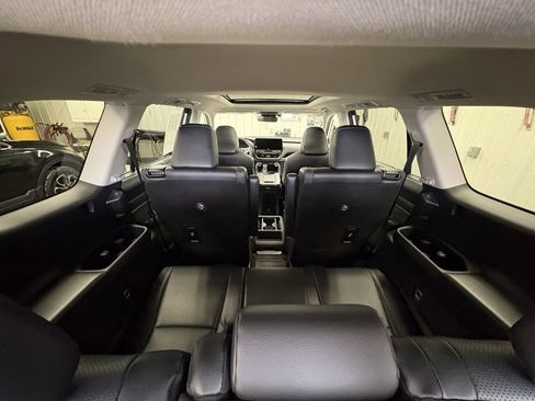 Certified 2024 Toyota Grand Highlander Limited image 7