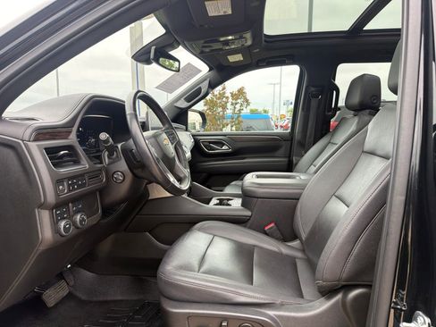 Used 2022 Chevrolet Tahoe LT w/ Luxury Package AWD/4WD image 12
