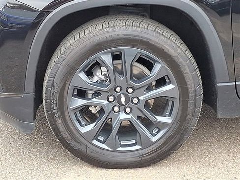 Used 2021 Chevrolet Traverse RS image 29